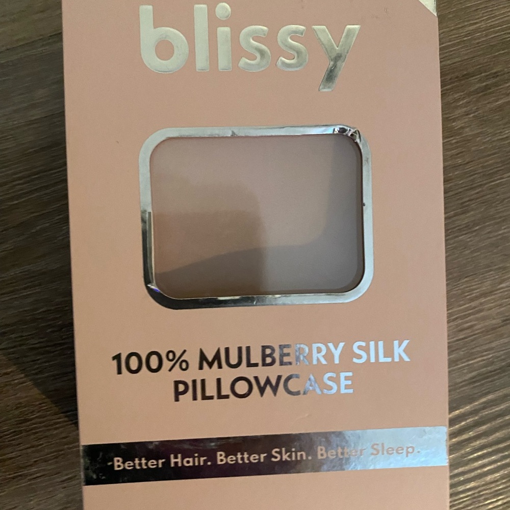 Bliss Blush Pink Silk Pillowcase brand new originally $105